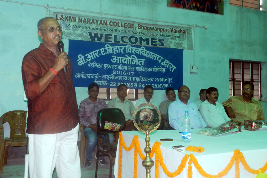 Inter College Badminton Tournament 2016-17