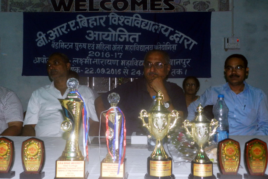 Inter College Badminton Tournament 2016-17