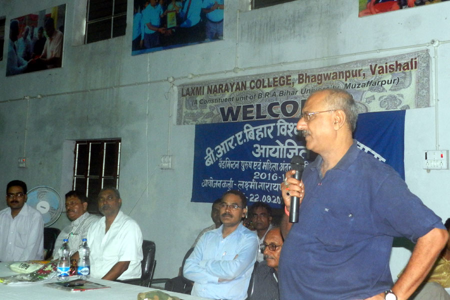 Inter College Badminton Tournament 2016-17